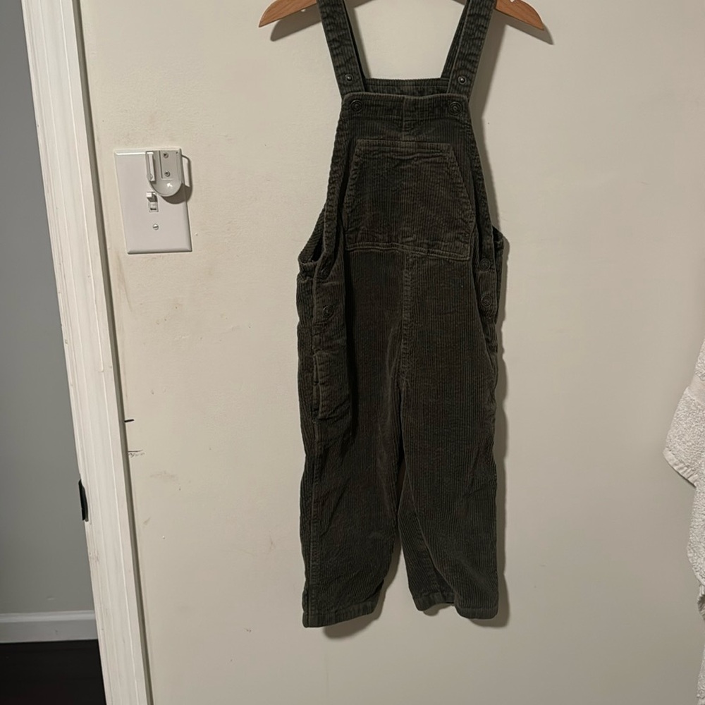 Kids Zara size 3-4